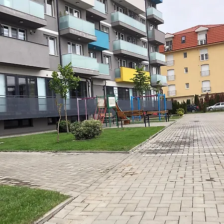 Esther - Elevator, Balcony, Free Private Parking, Self Check-in