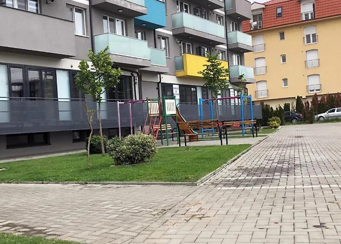 Esther - Elevator, Balcony, Free Private Parking, Self Check-in