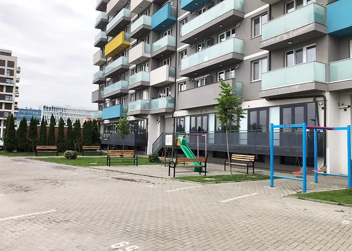 Esther - Elevator, Balcony, Free Private Parking, Self Check-in Lägenhet